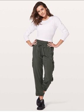 Lululemon Move Lightly Cargo Pants - Evergreen